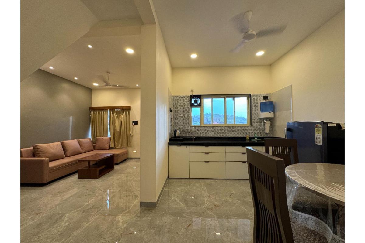 Hotel Sadhana Executive Dapoli Ngoại thất bức ảnh