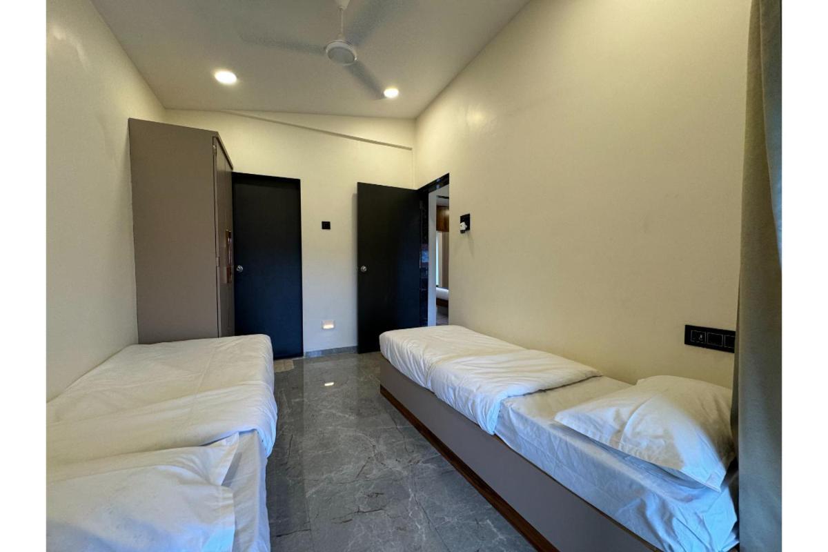 Hotel Sadhana Executive Dapoli Ngoại thất bức ảnh