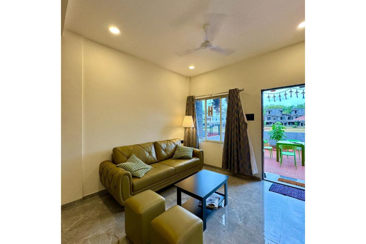 Hotel Sadhana Executive Dapoli Ngoại thất bức ảnh