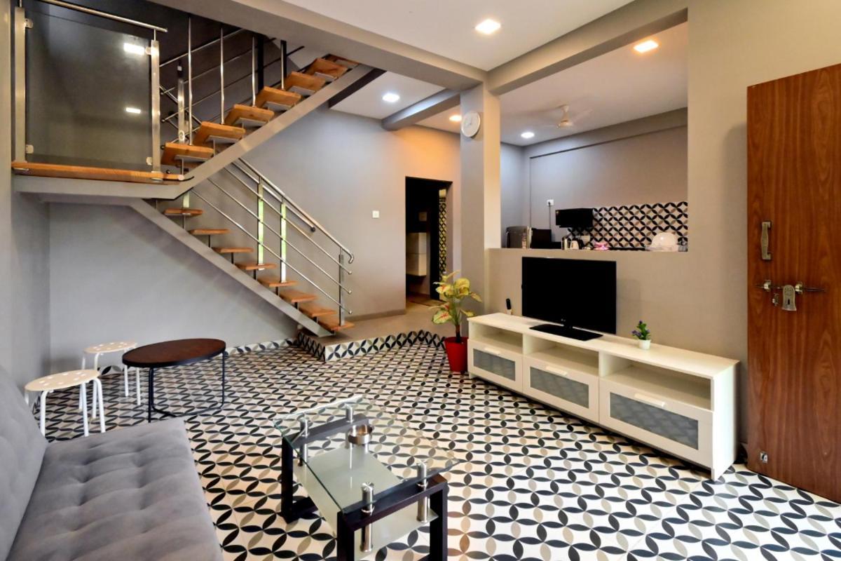 Hotel Sadhana Executive Dapoli Ngoại thất bức ảnh